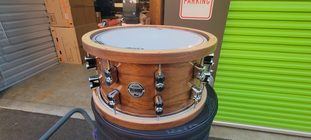 2 Dw Snares And Pork Pie Snare. Maple. Birch And Brass