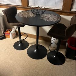 able and Bar Chairs CASH ONLY**