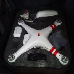 Key Features and Details
Camera & Gimbal: The Vision+ features a 14-mega