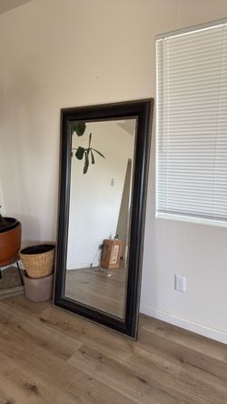 Large mirror
