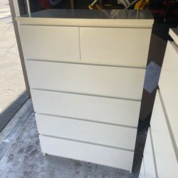 White 6 Drawer IKEA Malm Dresser !