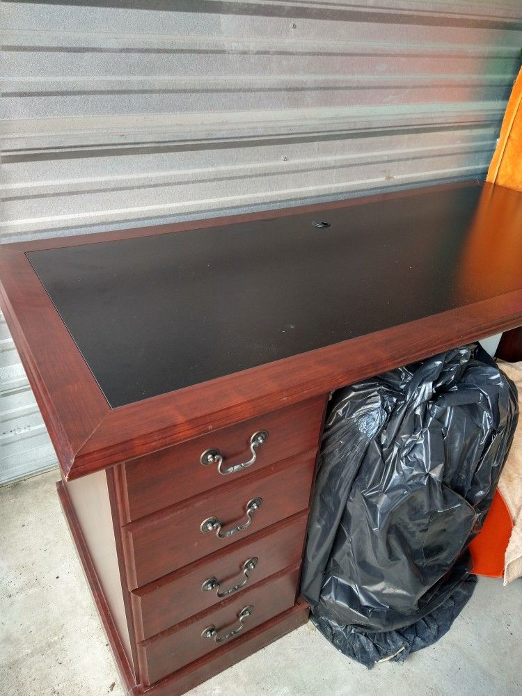 Office Desk