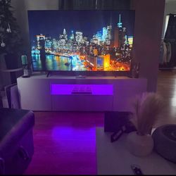 Coffee table and entertainment center Set