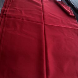 Red Table Cloths/Brown Table Cloths