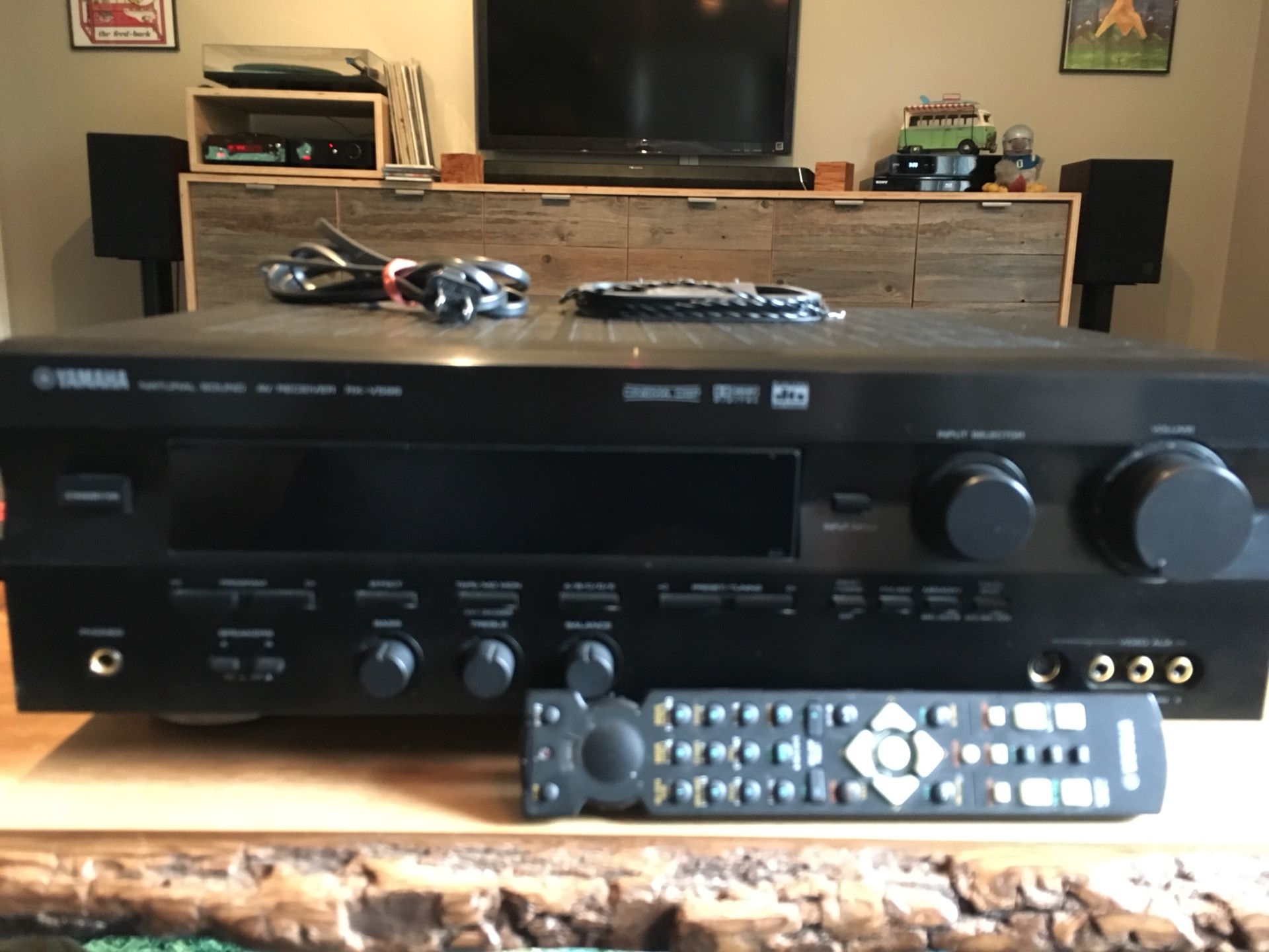 Yamaha RX-V596 AV Receiver with remote