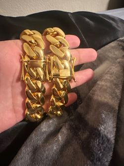 Gold Cuban bracelet