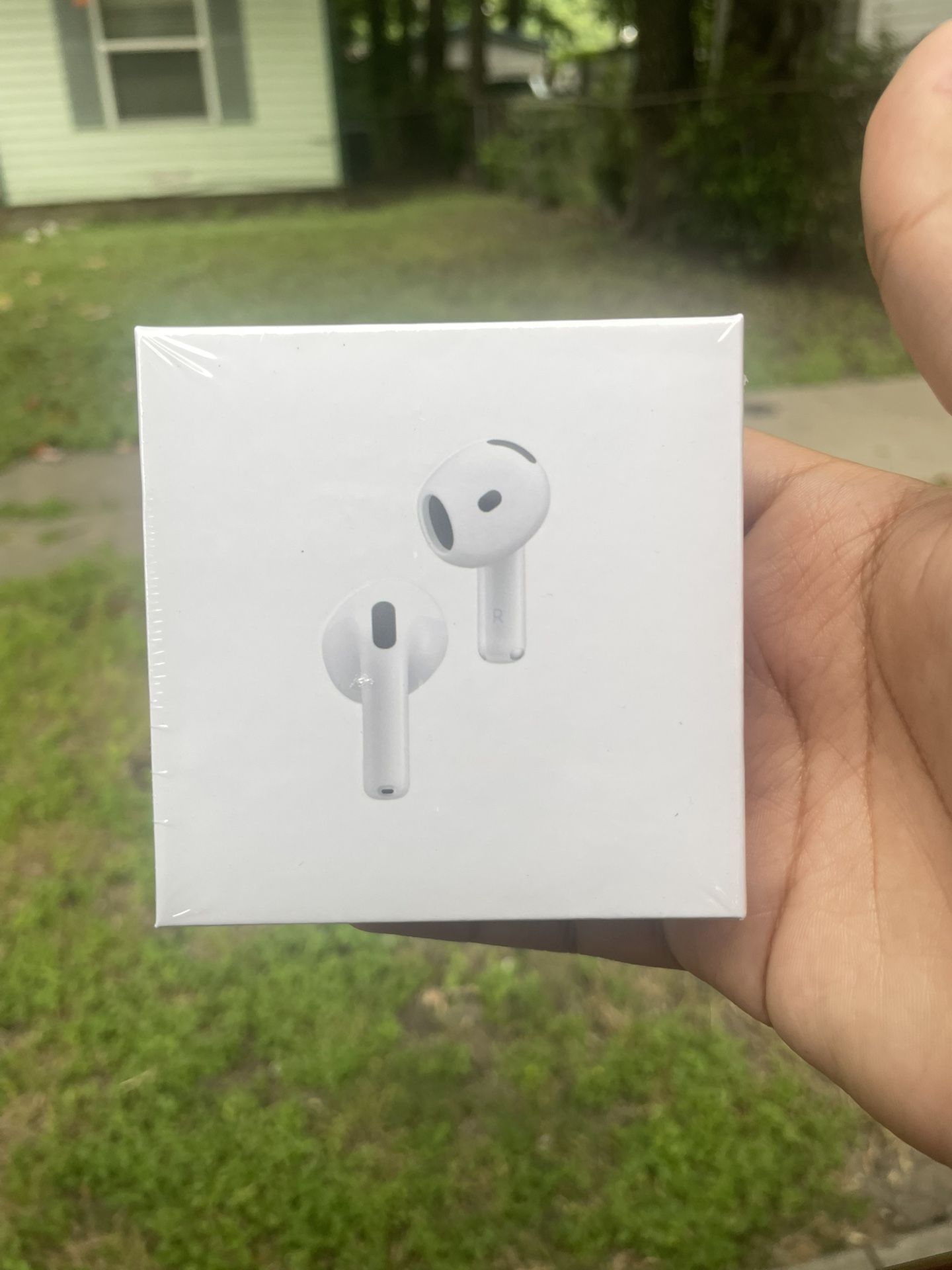 AirPods 4th