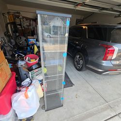 IKEA Detolf Display