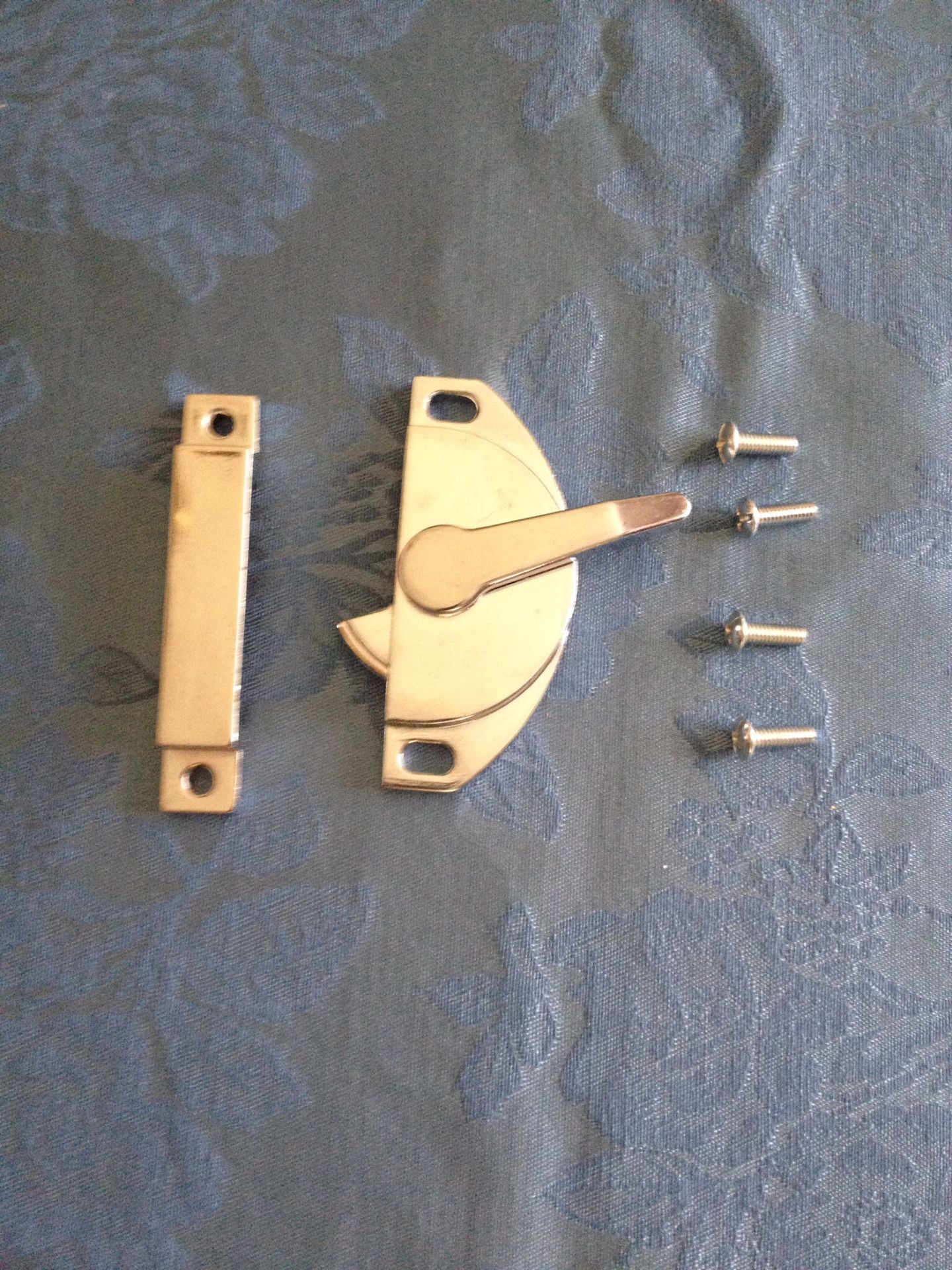 New bird cage replacement lock