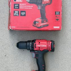 New in Box CRAFTSMAN 20V Drill Driver with Box