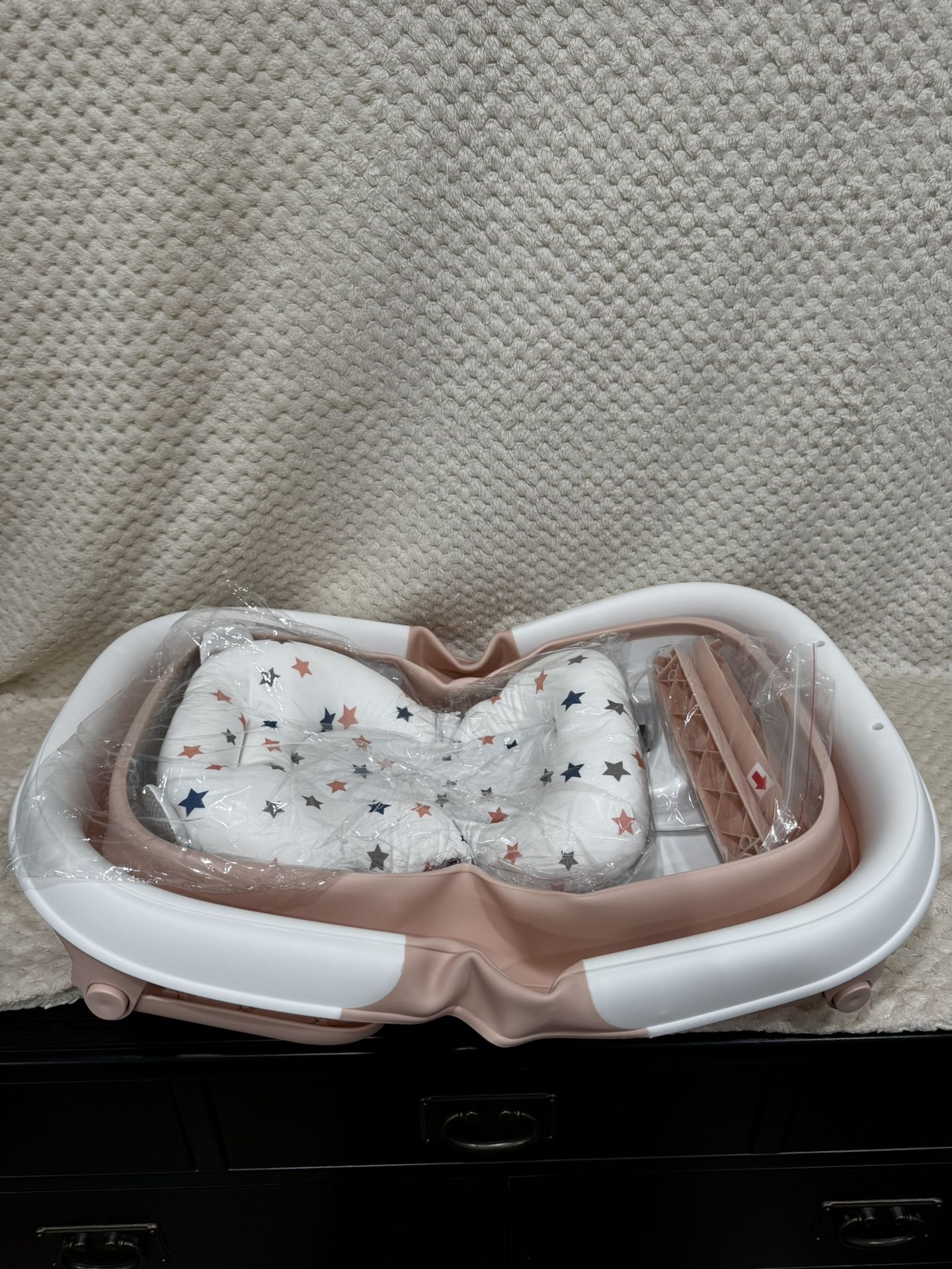 Collapsible Baby Bathtub for Infants to Toddler