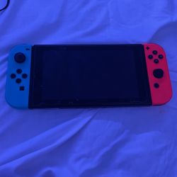 Nintendo Switch 