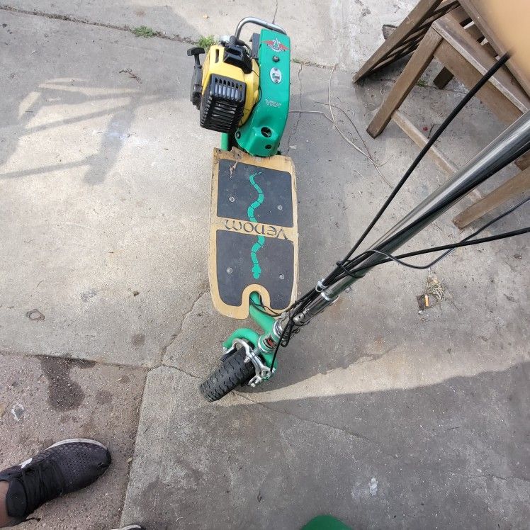 Viza Venom Gas Scooter for Sale in Norwalk, CA - OfferUp