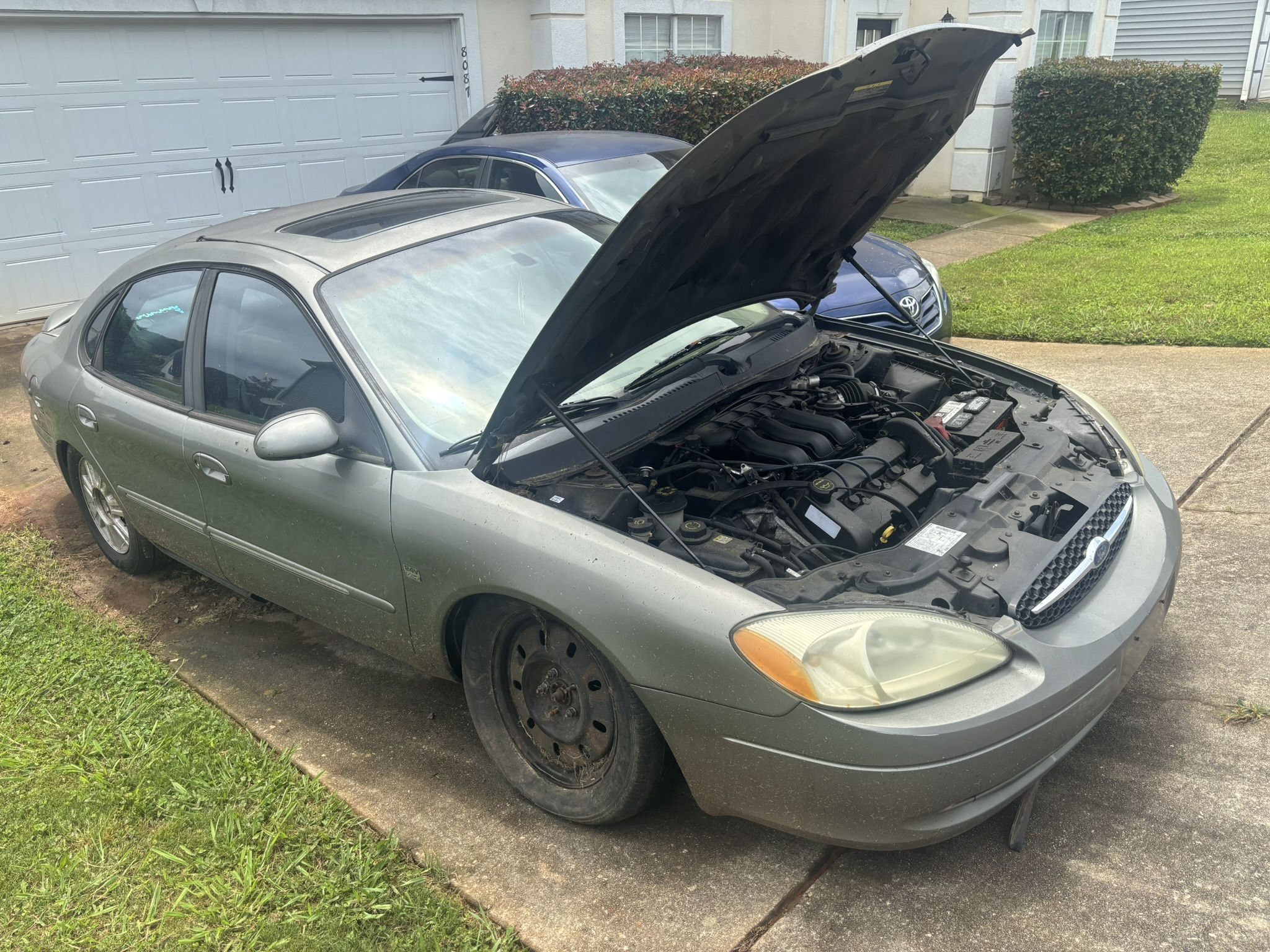 2003 Ford Taurus