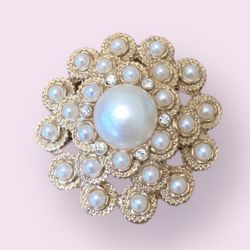 VTG Pearl Brooch