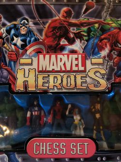 Marvel Hero’s Chess Set RARE and Collectible
