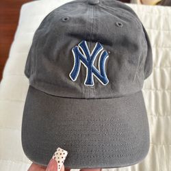 Yankees baseball hat