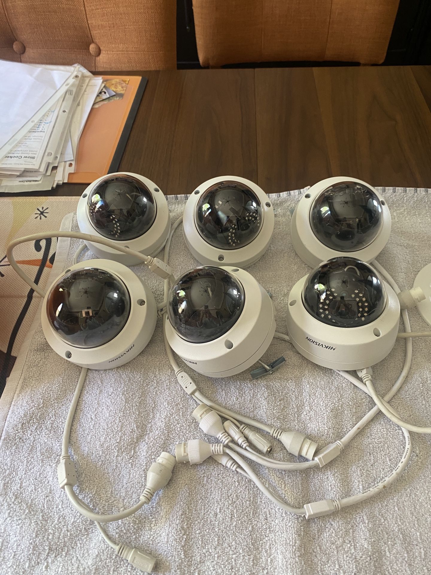 Hikvision DS-2CD2142FWD-I Fixed Dome IP66 Network Camera 4MP 4mm - White