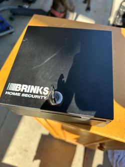 Brinks Home Security Locking Cash Box Matte Black Metal Safe Key Included