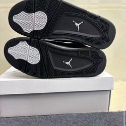 Jordan 4 White Thunder