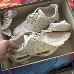 Gucci Shoes Size 8