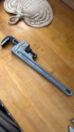 Ridgid 18” aluminum pipe wrench