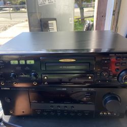 Jvc Cd Player And Karaoke Player With 1 Microphone Included Works Great Cd Player MAKE AN OFFER!