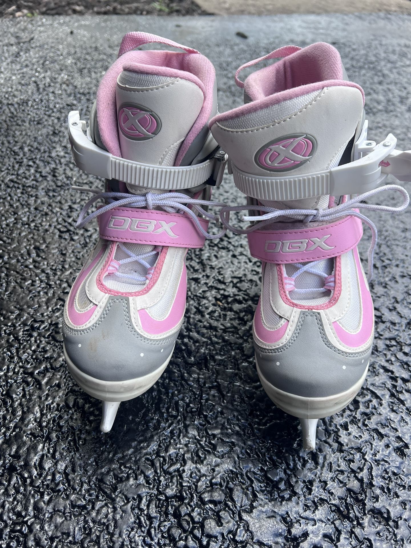 Girls Pink Ice Skates US 3-6