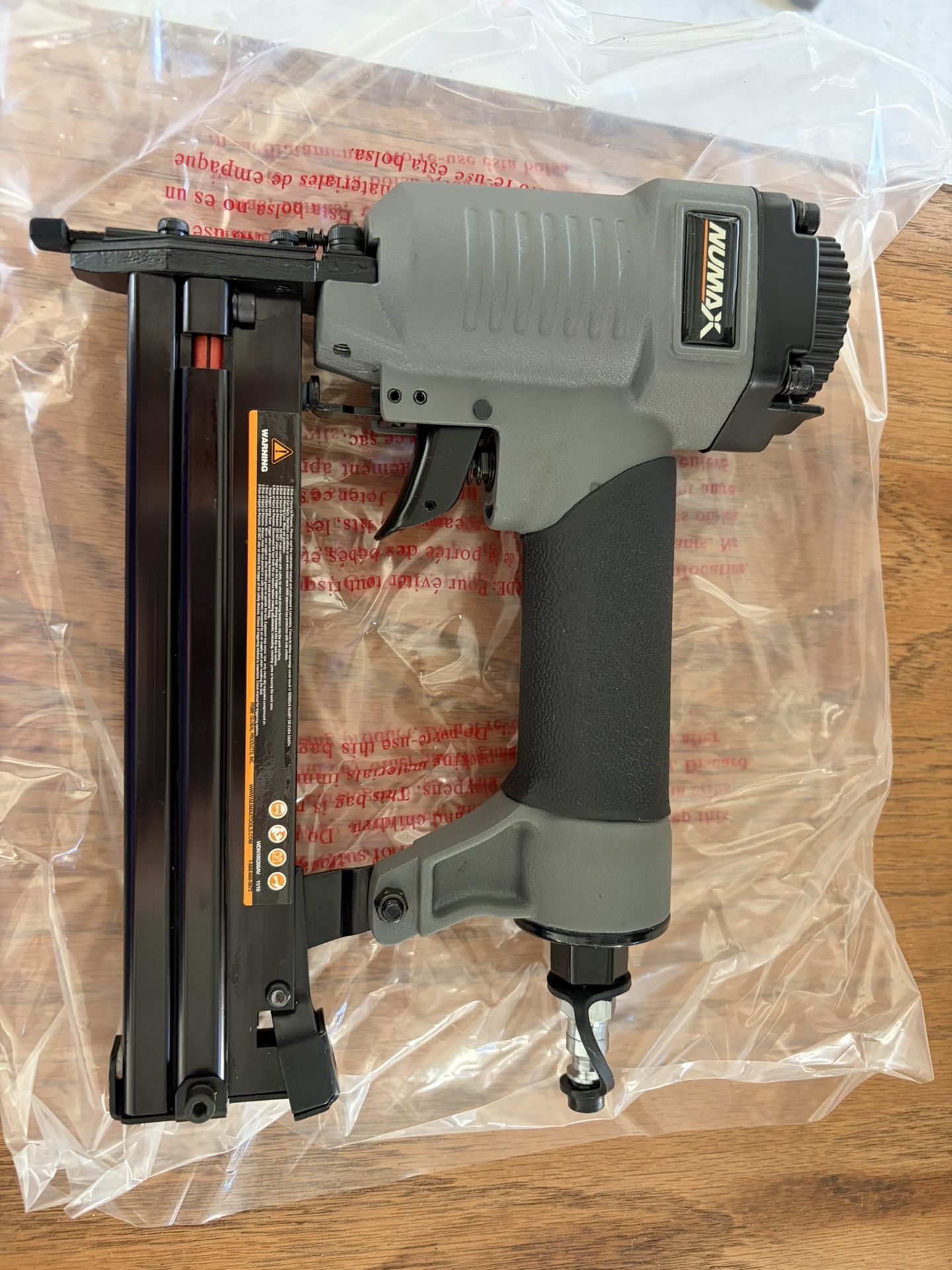 Preowned Numax 18 Gal 1/4” Narrow Crown Stapler