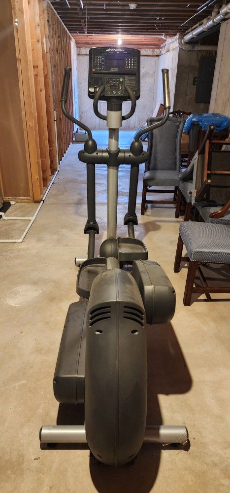 Life Fitness Eliptical
