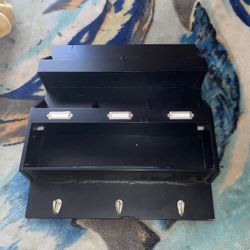 Wall Hanger/organizer 