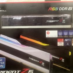 G.SKILL 64G 2X D5 6400 C32 TRGB W - RAM - MEMORY 