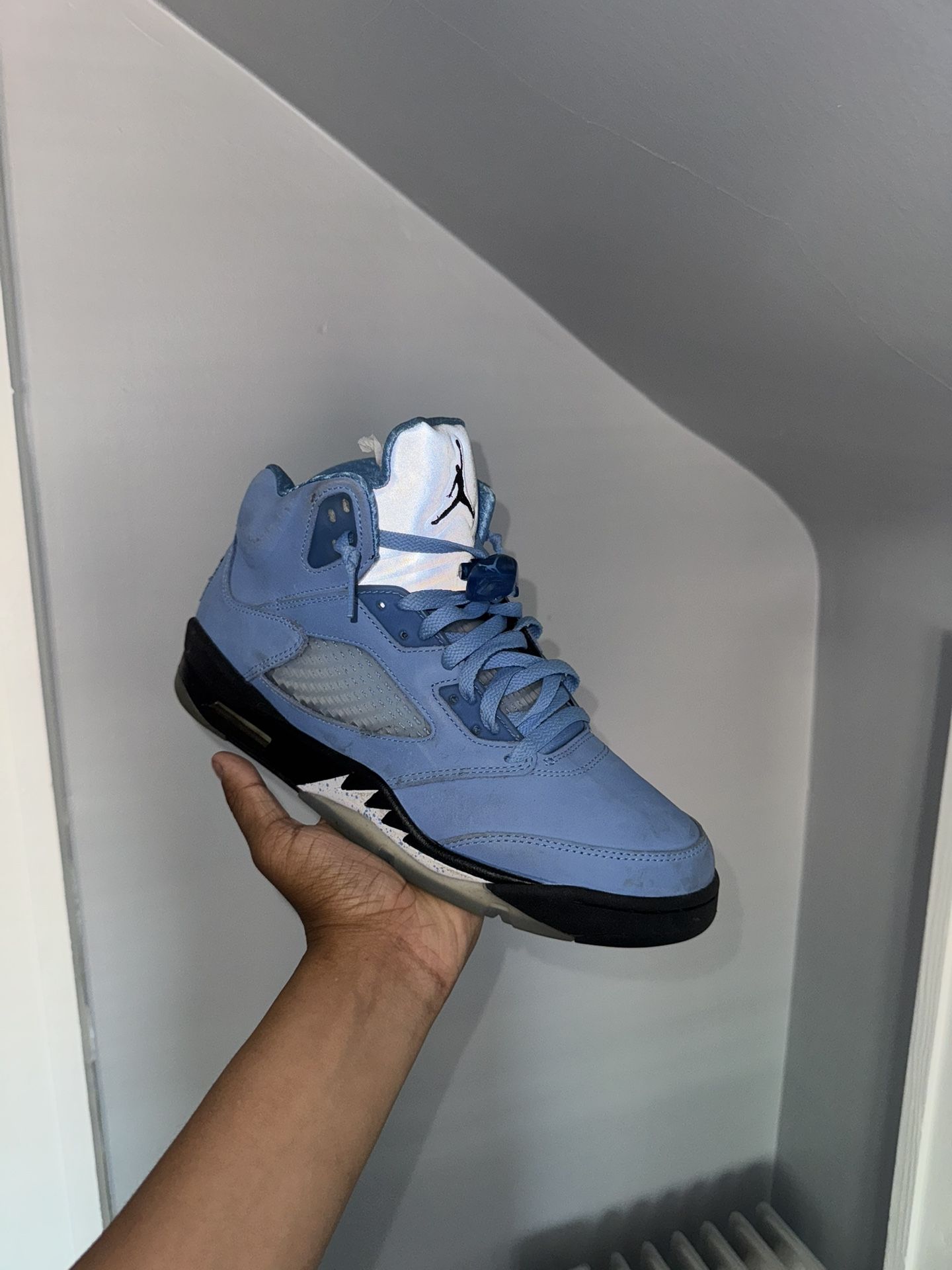 Jordan 5 University Blue 