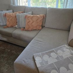 Carnaby 2 Piece Sectional Sofa With Chaise