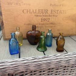 Miniature vintage bottles (6)
