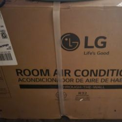 LG ROOM AIR CONDITIONER LT1430CNR 750sq 140000 BTU/HR