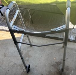Medline foldable walker