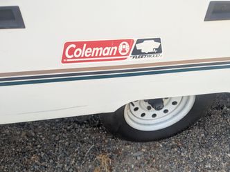 2000 Coleman Fleetwood pop-up trailer