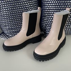 Light Nude Women Boots , Size:8.5 Brand New . Price:$35
