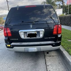 2003 Lincoln Navigator