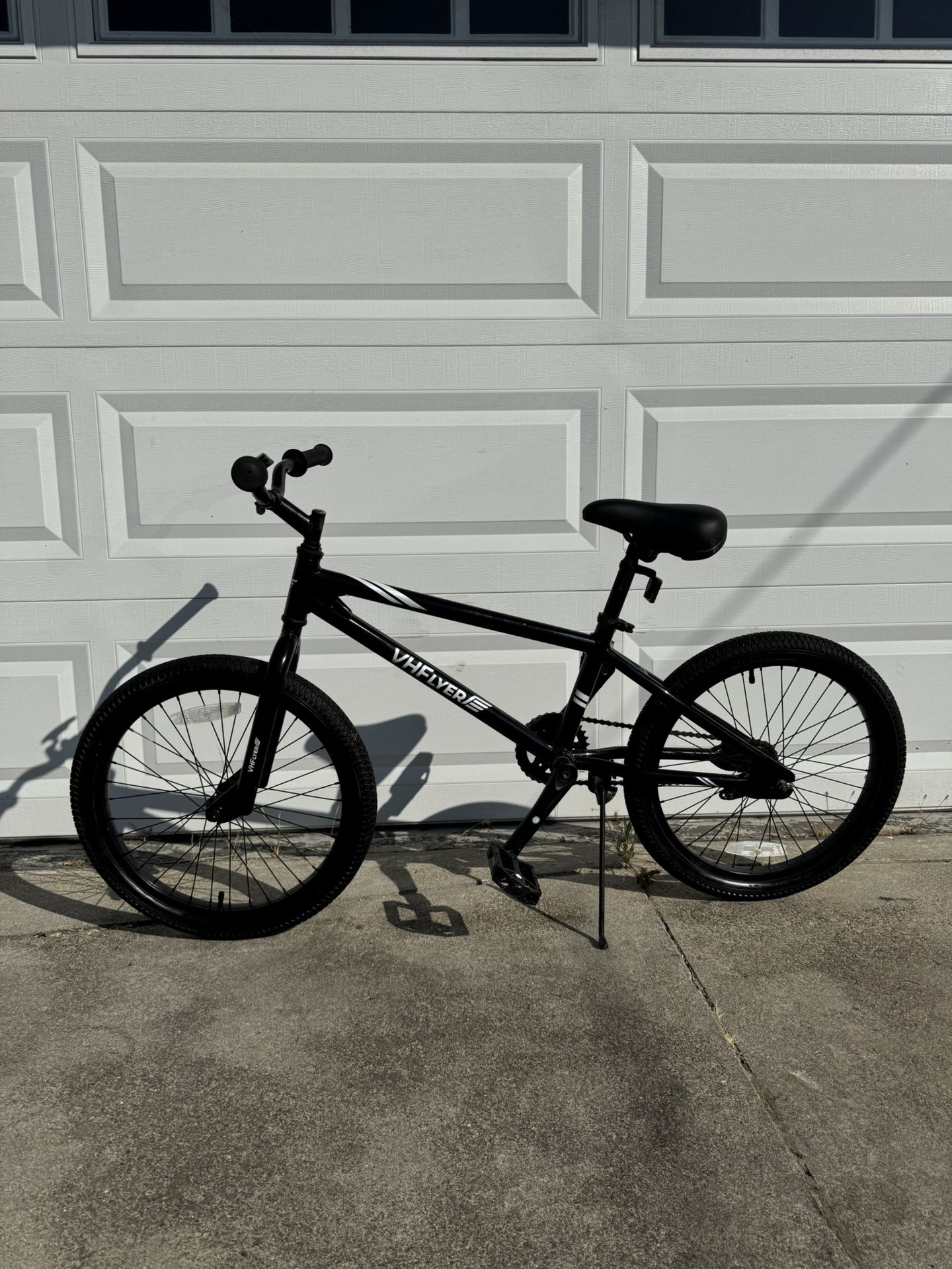 VH Flyer 20” BMX Bike – Single Speed – Like New
