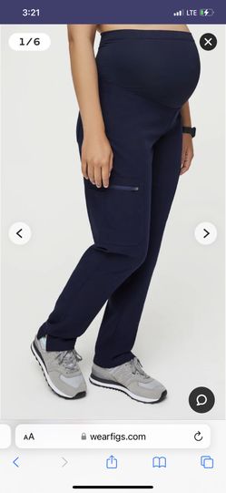 Maternity figs navy blue