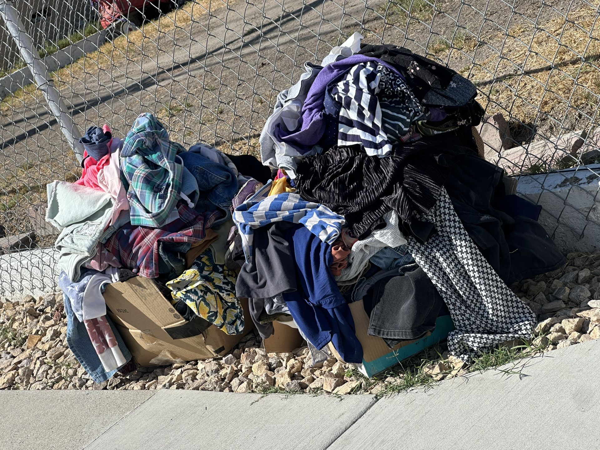 Free Clothes No Holds