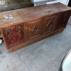 Vintage 1950's Record Player
