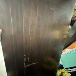 Extendable dining table 