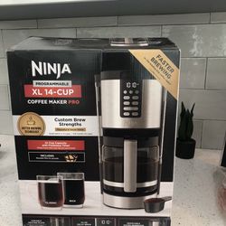 NINJA - Programmable XL 14-Cup Coffee Maker PRO, Glass Carafe, Freshness Timer, Permanent Filter