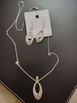 Necklace with earrings
