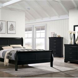 4 & 5 pc Queen Bedroom Set Comes In colors