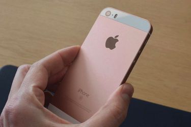 iPhone 5SE (32gb) Unlocked -Rose Gold