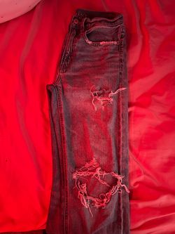 American Eagle Outfitters distressed jeans with ripped details size 00 #distressed #denim